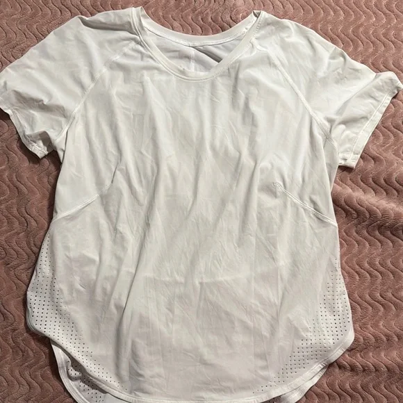 Women's White Short Sleeve Top - Picture 1 of 3